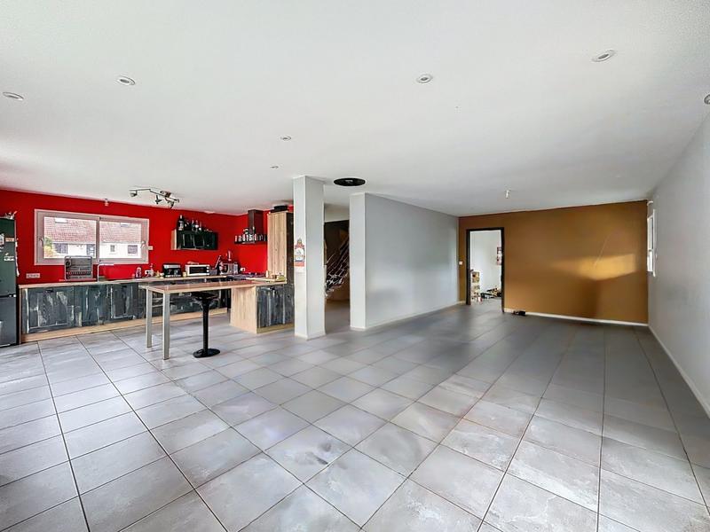 Maison - 157 m² - 8 pièces