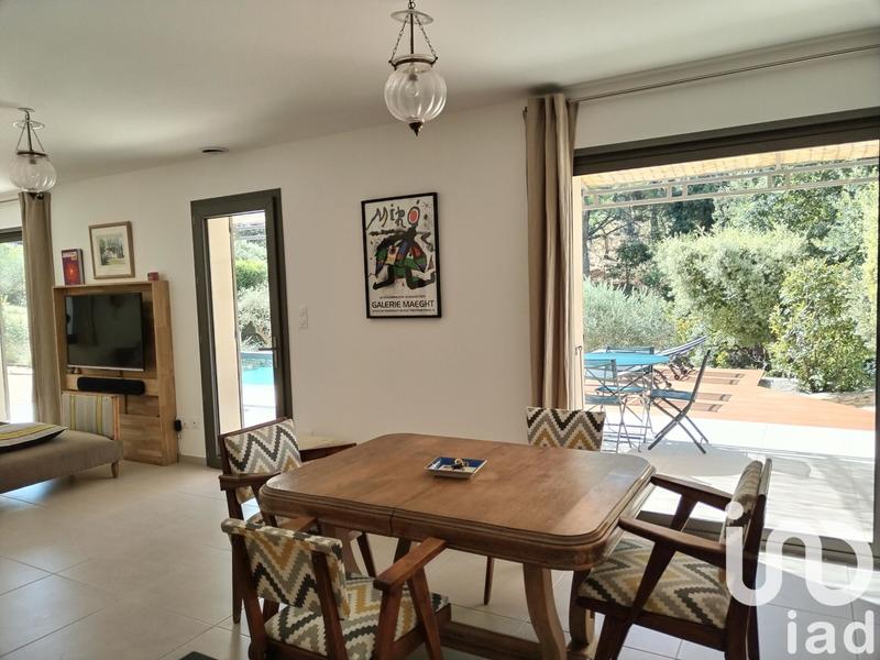 Maison - 106 m² - 5 pièces