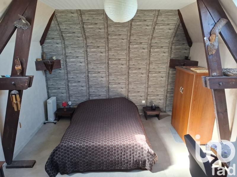 Maison - 303 m² - 9 pièces