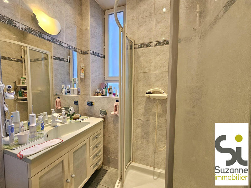 Appartement - 151 m² - 5 pièces