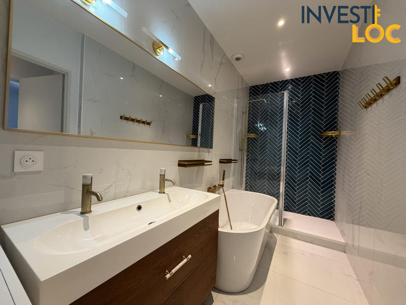 Appartement - 96 m² - 4 pièces