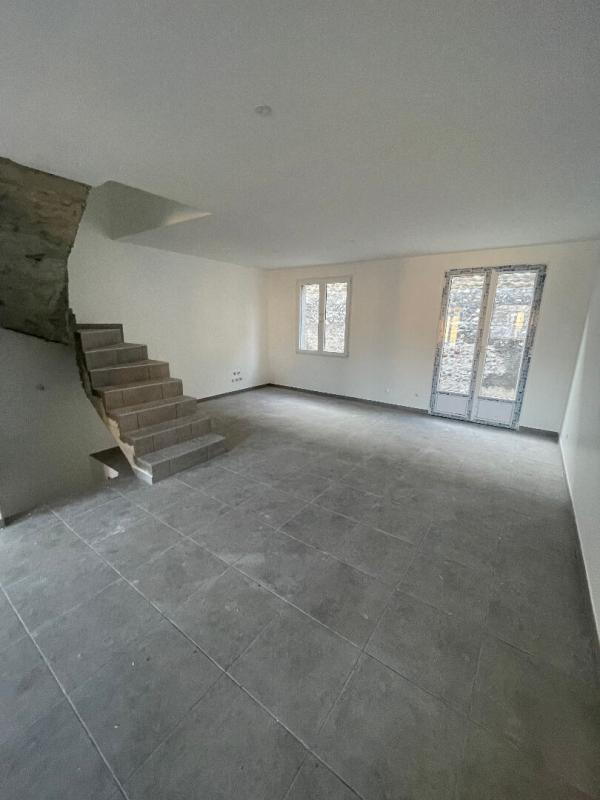 Maison - 111 m² - 5 pièces