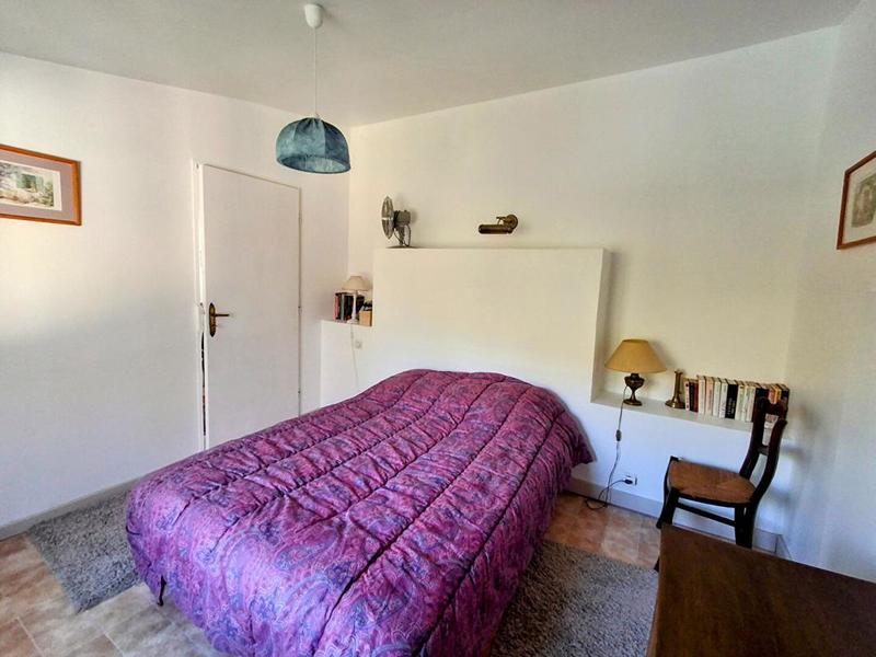 Maison - 225 m² - 7 pièces