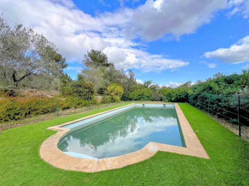 Maison traditionnelle - 182 m² - 7 pièces