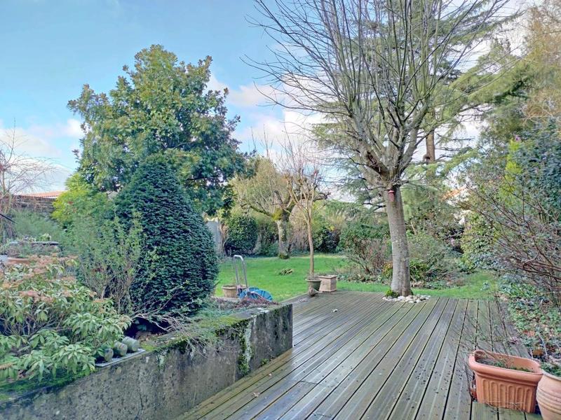 Maison - 150 m² - 6 pièces