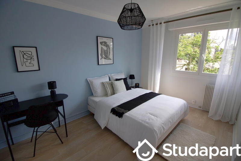 Chambre - 13 m² - 1 pièce