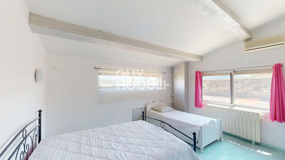 Maison - 169 m² - 7 pièces