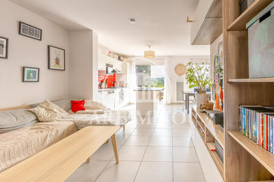 Maison - 94 m² - 5 pièces