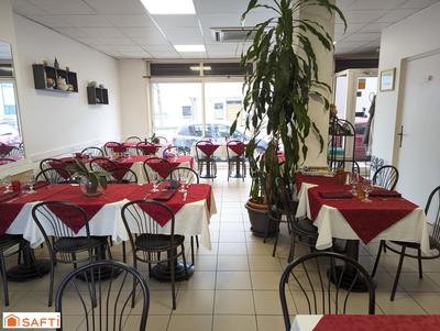 Local commercial - 70 m² - 4 pièces