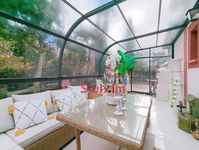 Maison - 220 m² - 6 pièces