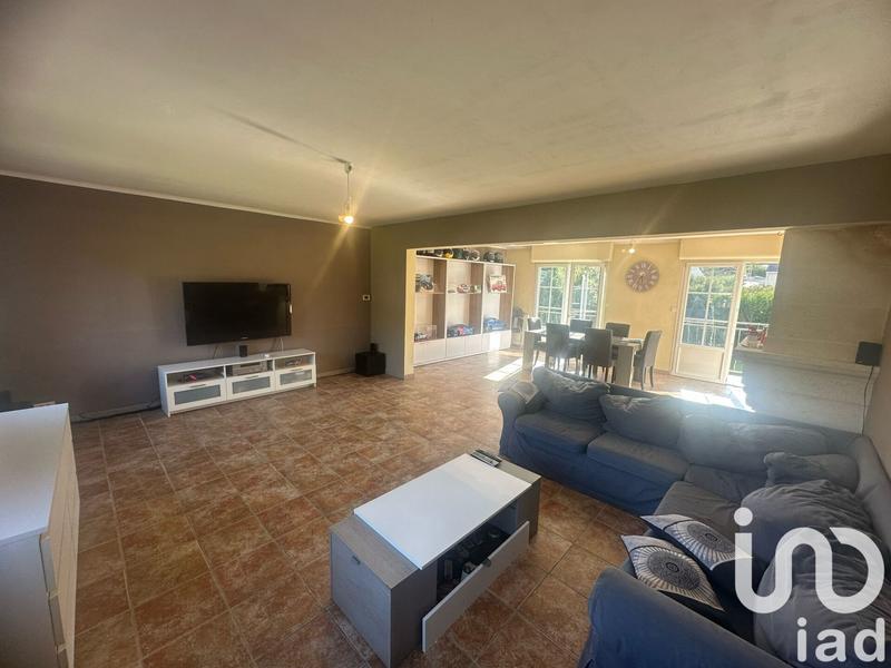 Maison - 185 m² - 8 pièces