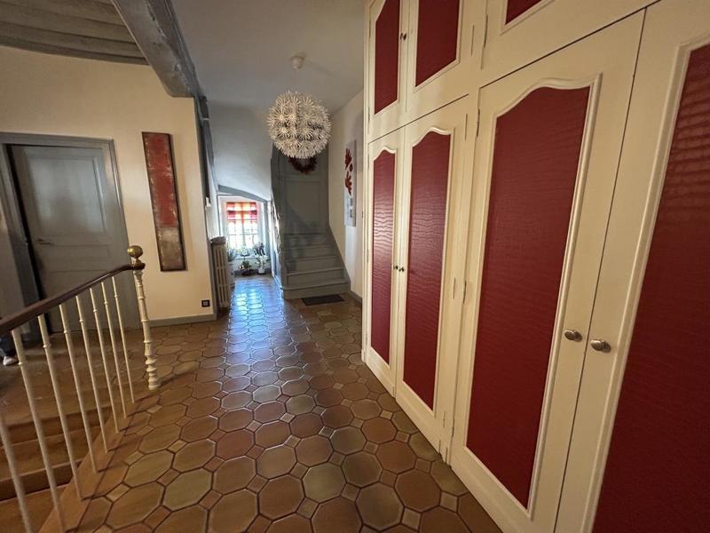 Appartement - 185 m² - 4 pièces