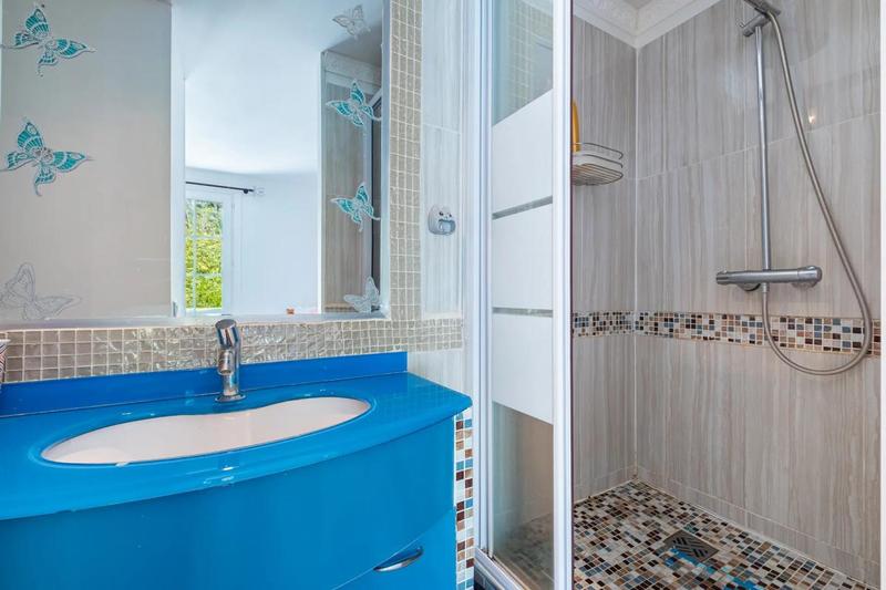 Maison - 157 m² - 7 pièces