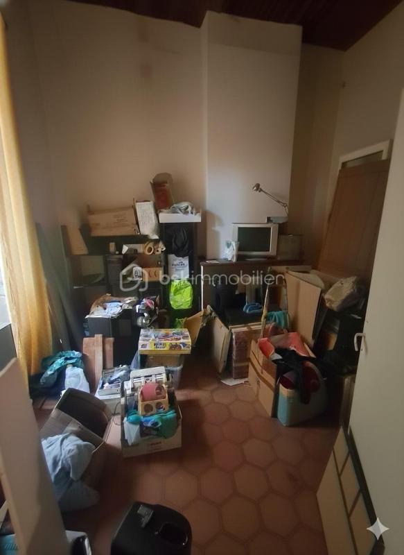 Demeure - 260 m² - 9 pièces