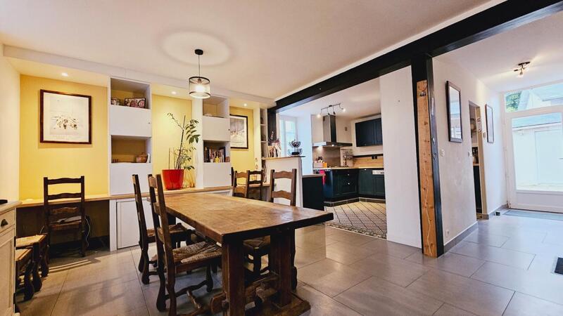 Maison - 163 m² - 5 pièces