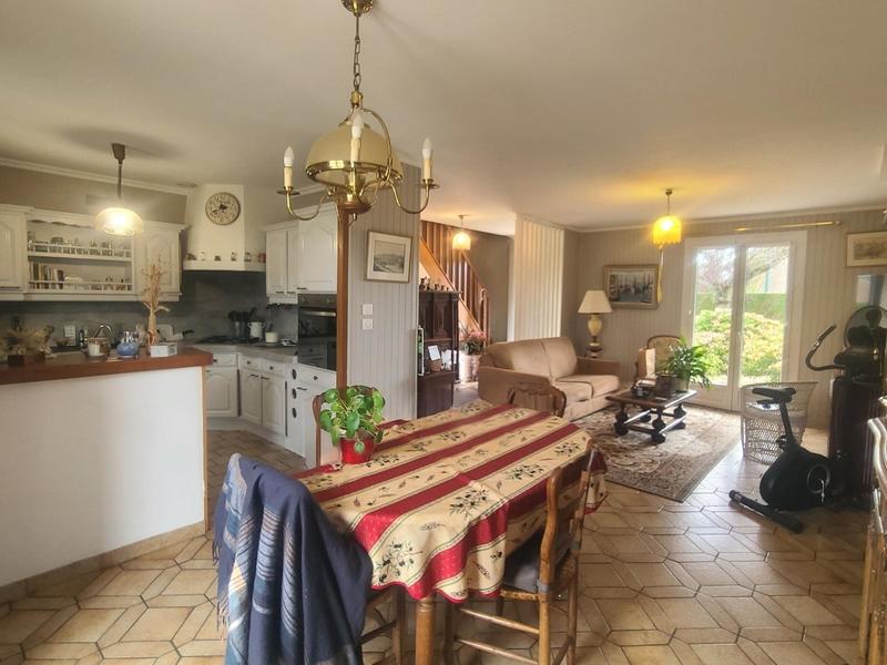 Maison - 134 m² - 5 pièces