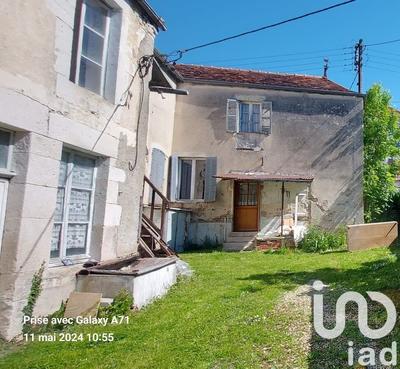 Maison - 335 m² - 12 pièces