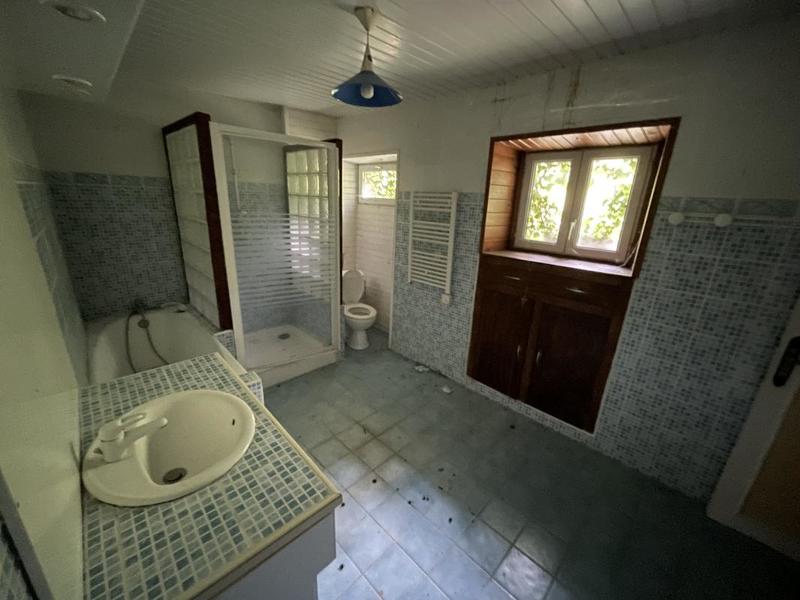 Maison - 252 m² - 10 pièces