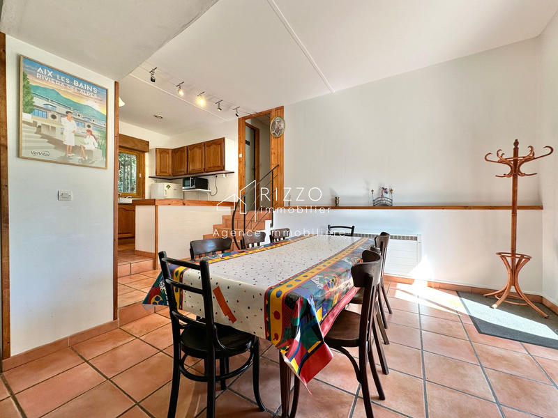 Maison - 139 m² - 7 pièces