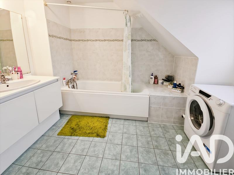 Maison - 89 m² - 5 pièces