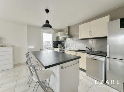 Appartement - 70 m² - 3 pièces