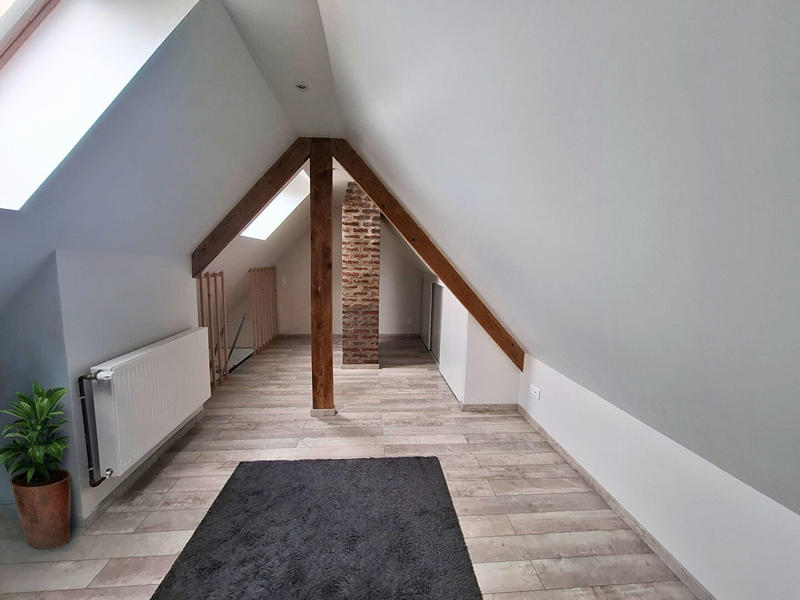 Maison - 106 m² - 7 pièces