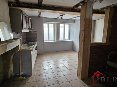 Maison - 66 m² - 5 pièces