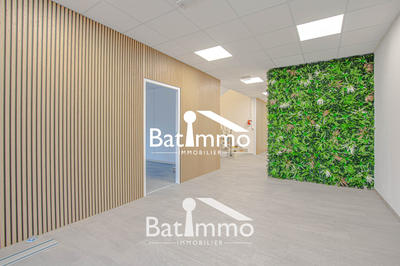 Local d'activités - 150 m²