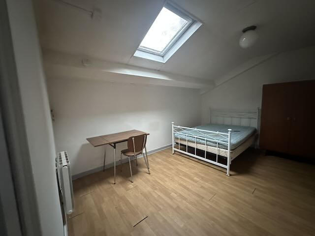 Appartement - 95 m² - 5 pièces