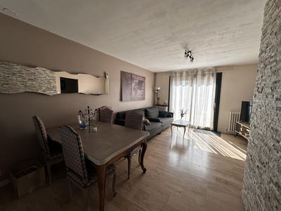 Maison - 88 m² - 4 pièces