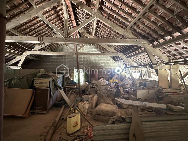 Corps de ferme - 170 m² - 9 pièces