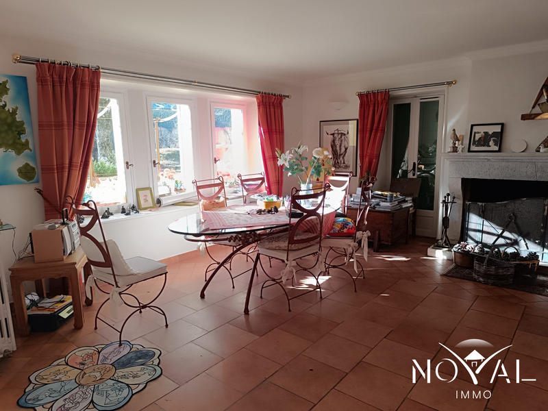 Bastide - 523 m² - 20 pièces