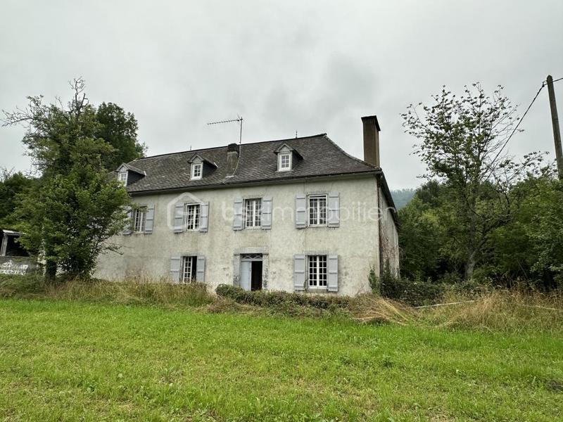 Maison de maîtres - 230 m² - 8 pièces