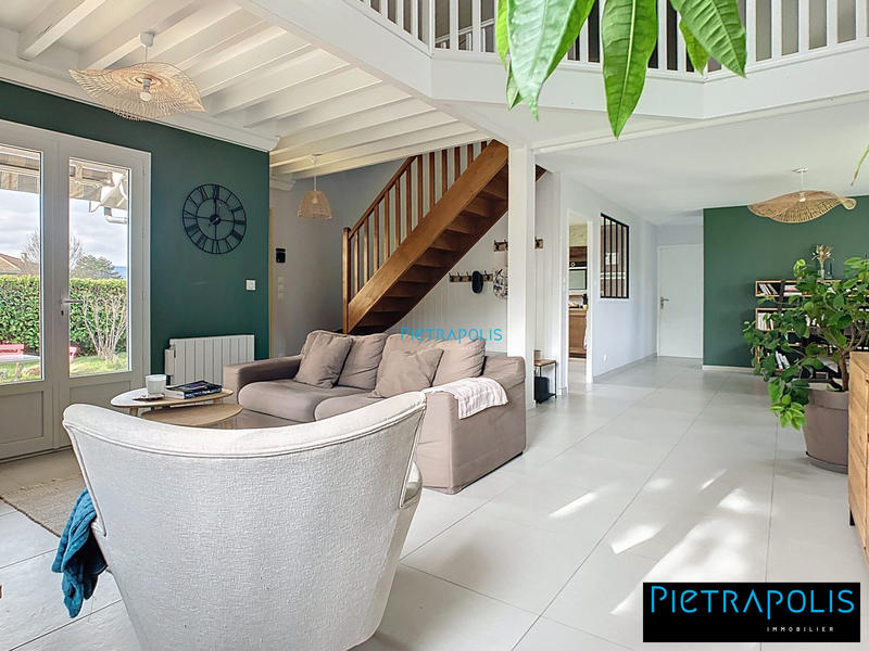 Maison - 133 m² - 6 pièces