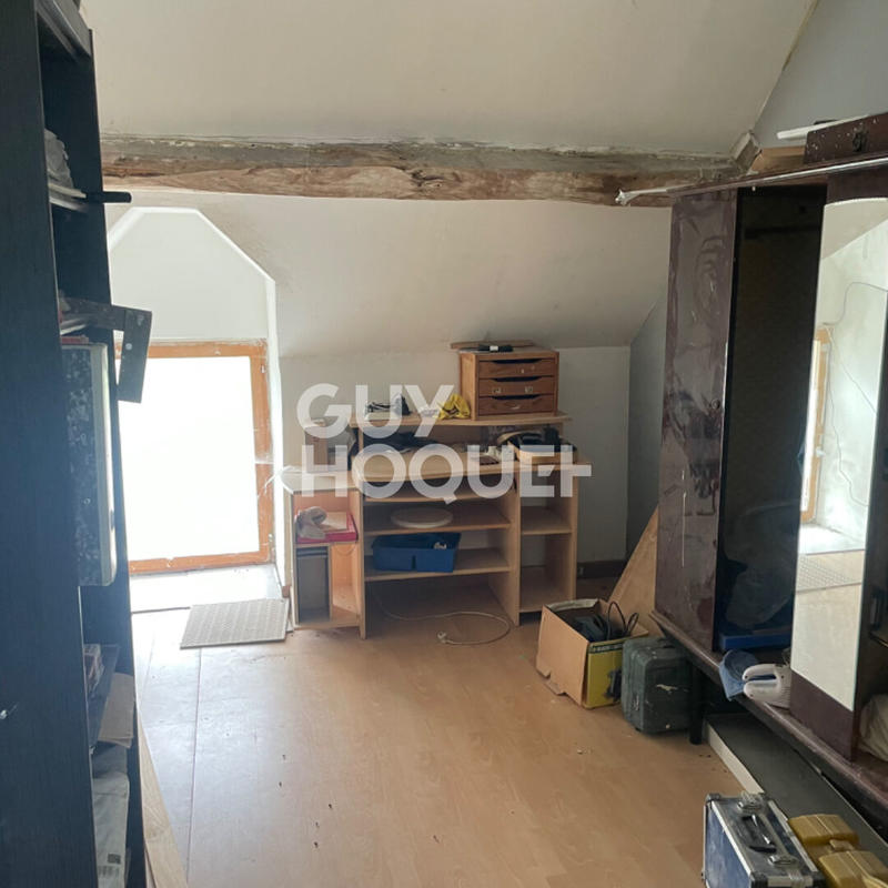 Maison - 90 m² - 5 pièces