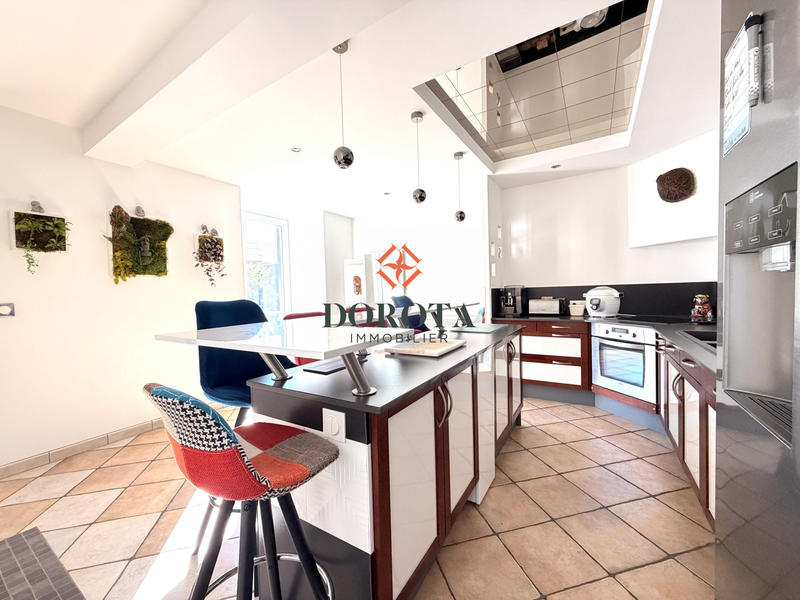 Maison - 122 m² - 5 pièces