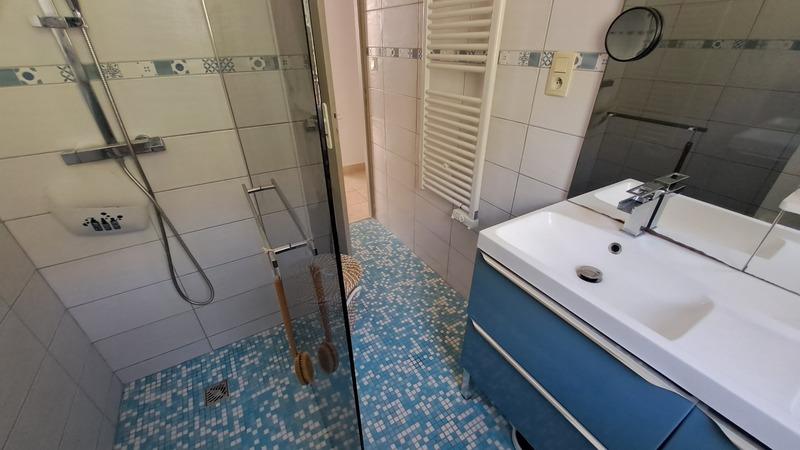 Maison - 204 m² - 11 pièces