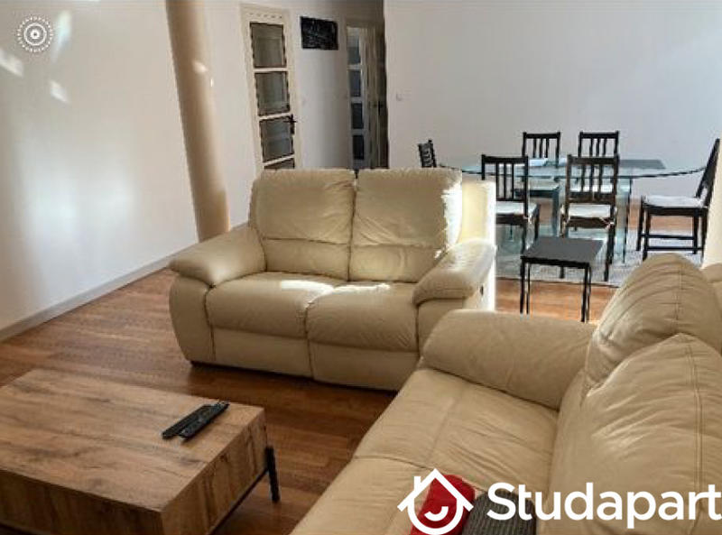 Chambre - 15 m² - 1 pièce