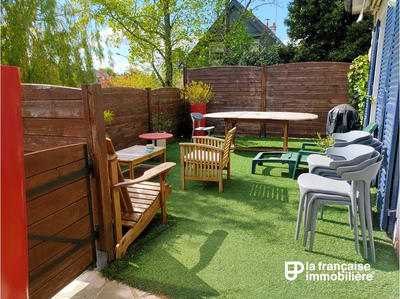 Maison - 190 m² - 8 pièces