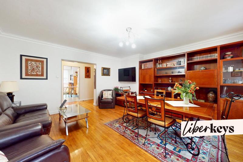 Appartement bourgeois - 100 m² - 4 pièces