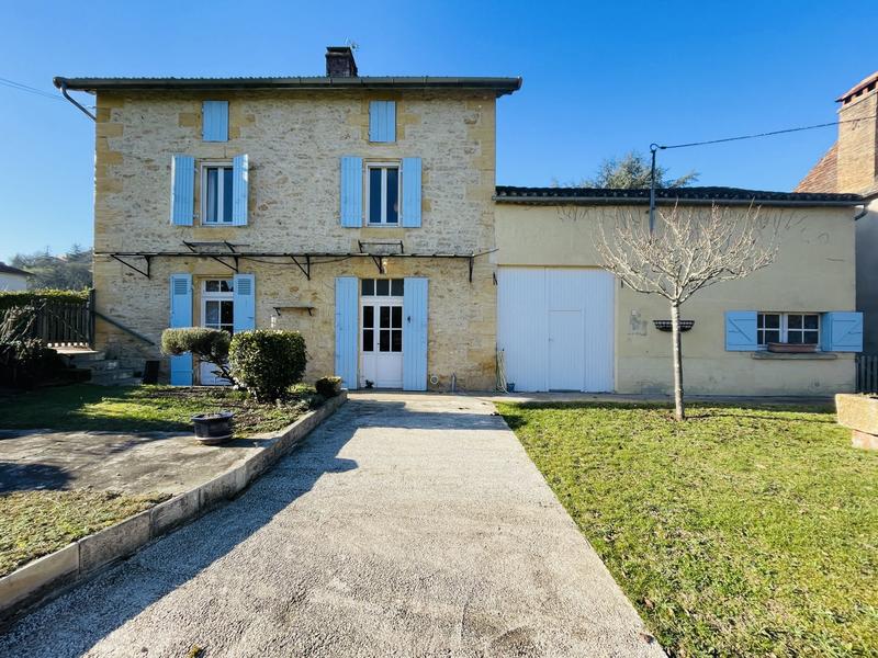 Maison traditionnelle - 130 m² - 6 pièces