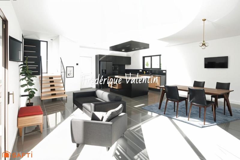 Maison - 145 m² - 5 pièces