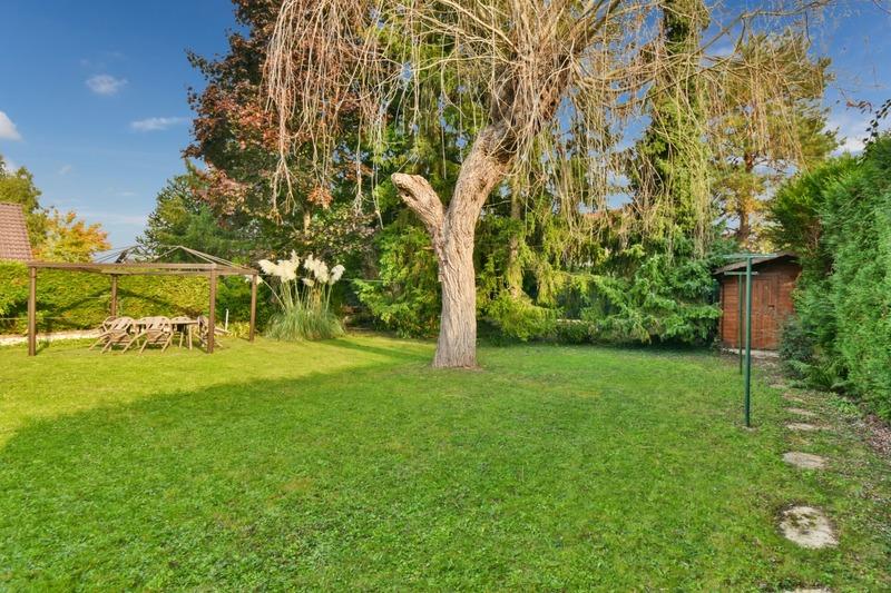 Maison - 180 m² - 8 pièces