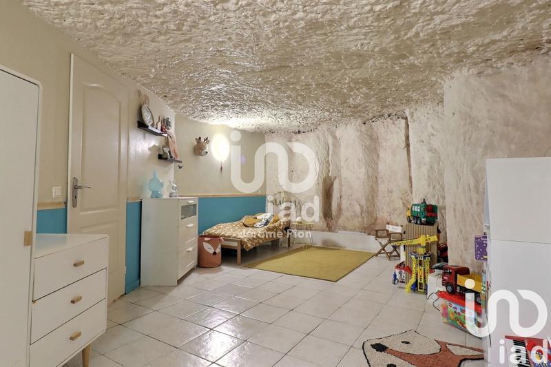 Maison - 250 m² - 6 pièces