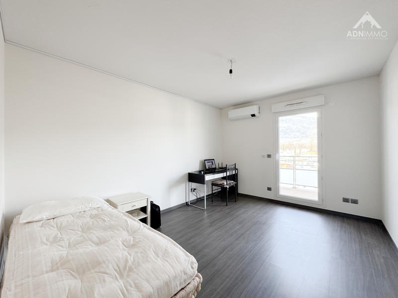 Appartement - 88 m² - 4 pièces