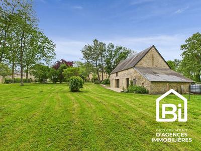 Propriété - 290 m² - 7 pièces