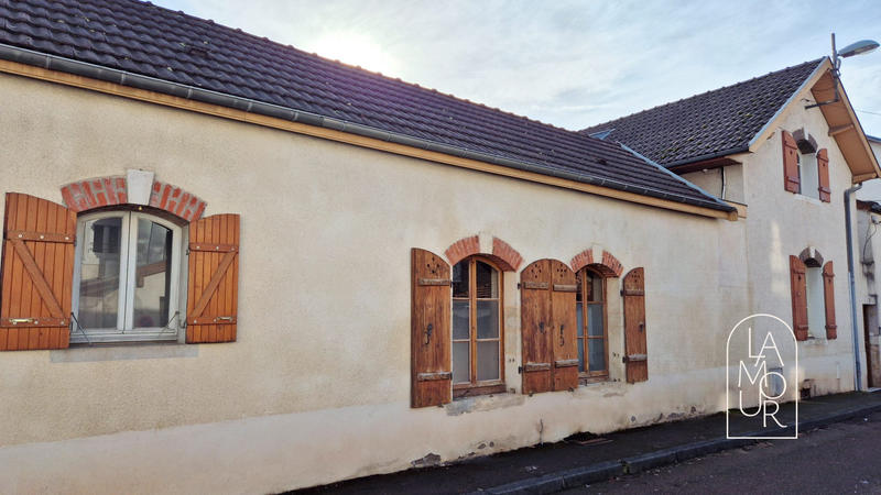 Maison ancienne - 137 m² - 6 pièces