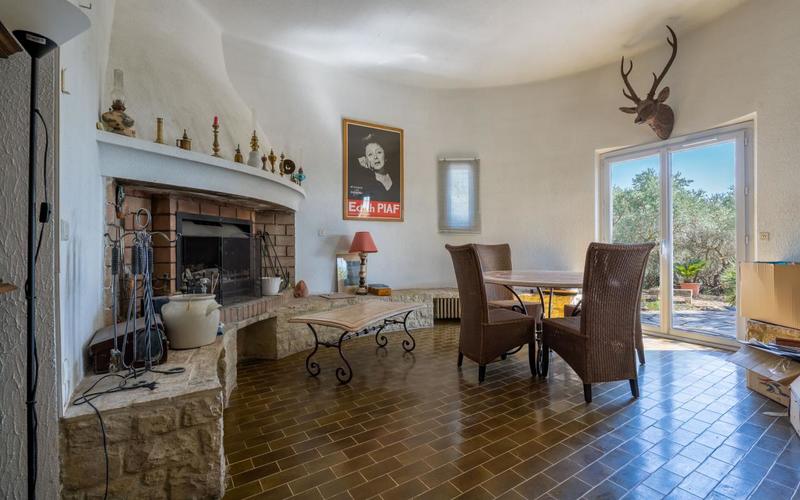 Maison - 210 m² - 5 pièces