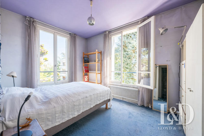 Maison - 183 m² - 9 pièces