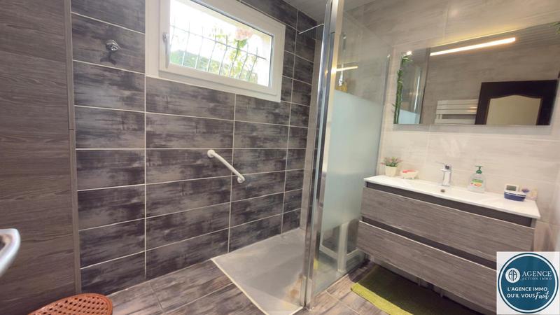 Maison - 114 m² - 5 pièces